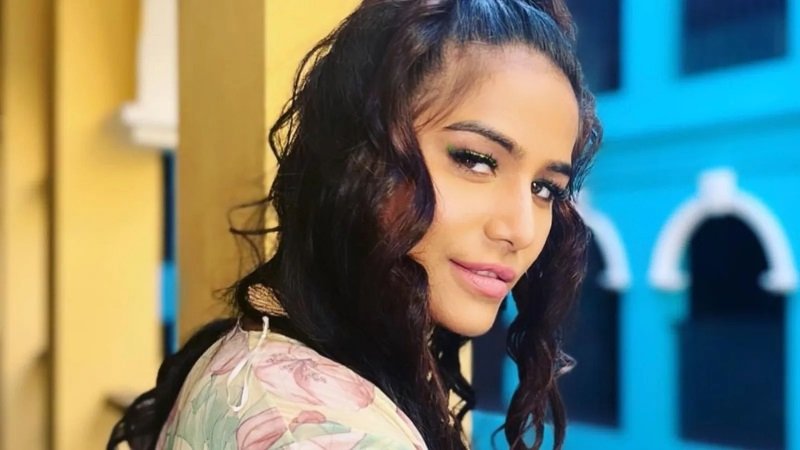 Poonam Pandey Death News